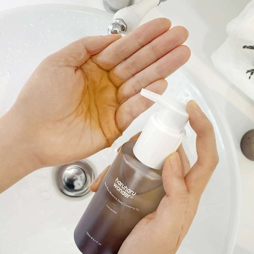 HARU HARU WONDER Black Rice Moisture Deep Cleansing Oil 100ml